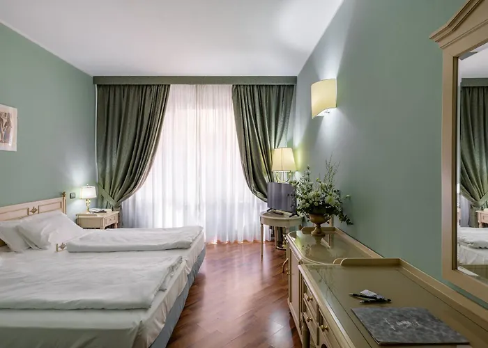 Hotel Lucrezia Borgia 3*