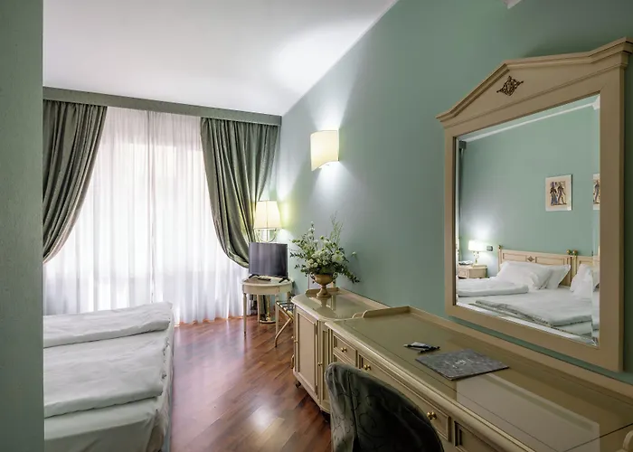 Lucrezia Borgia Hotel 3*