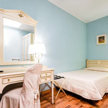 Lucrezia Borgia Hotel