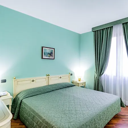 Lucrezia Borgia Hotel