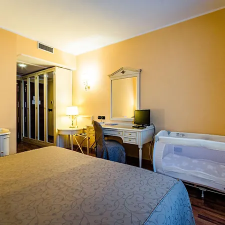 Lucrezia Borgia Hotel 3*