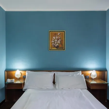 Lucrezia Borgia 3* フェラーラ