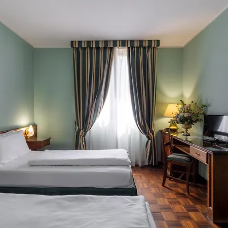 Lucrezia Borgia Hotel