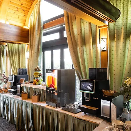 Lucrezia Borgia 3* Ferrara