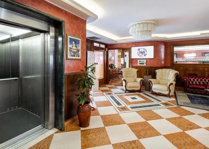 Lucrezia Borgia Hotel