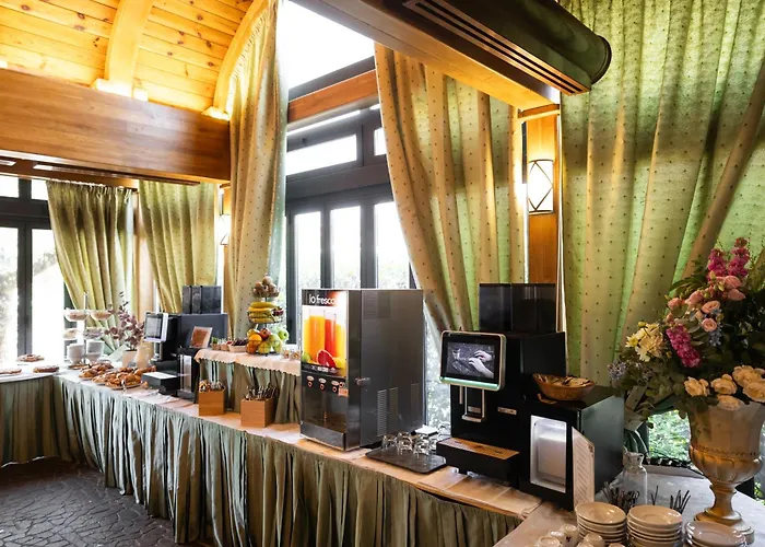 Lucrezia Borgia 3* Ferrara