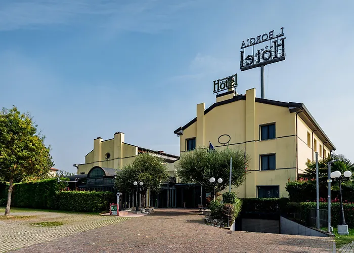 Lucrezia Borgia Hotel
